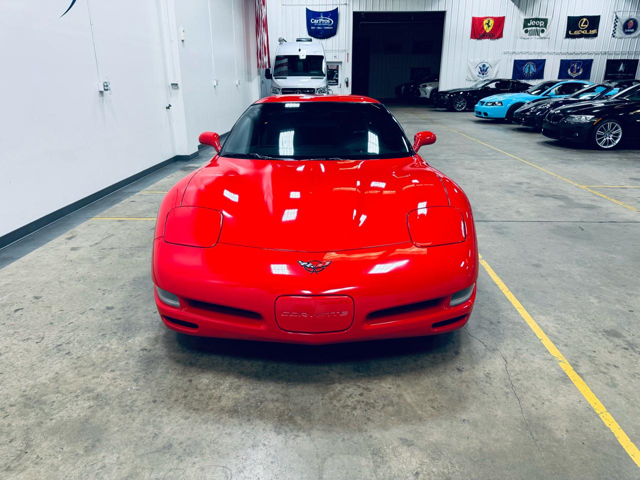 Chevrolet Corvette 2dr Cpe 2004