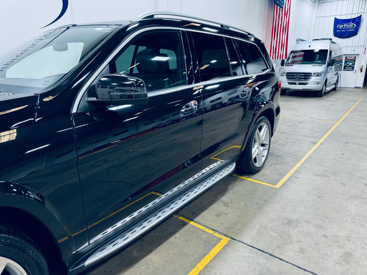 Mercedes-Benz GL-Class 4MATIC 4dr GL 550 2014