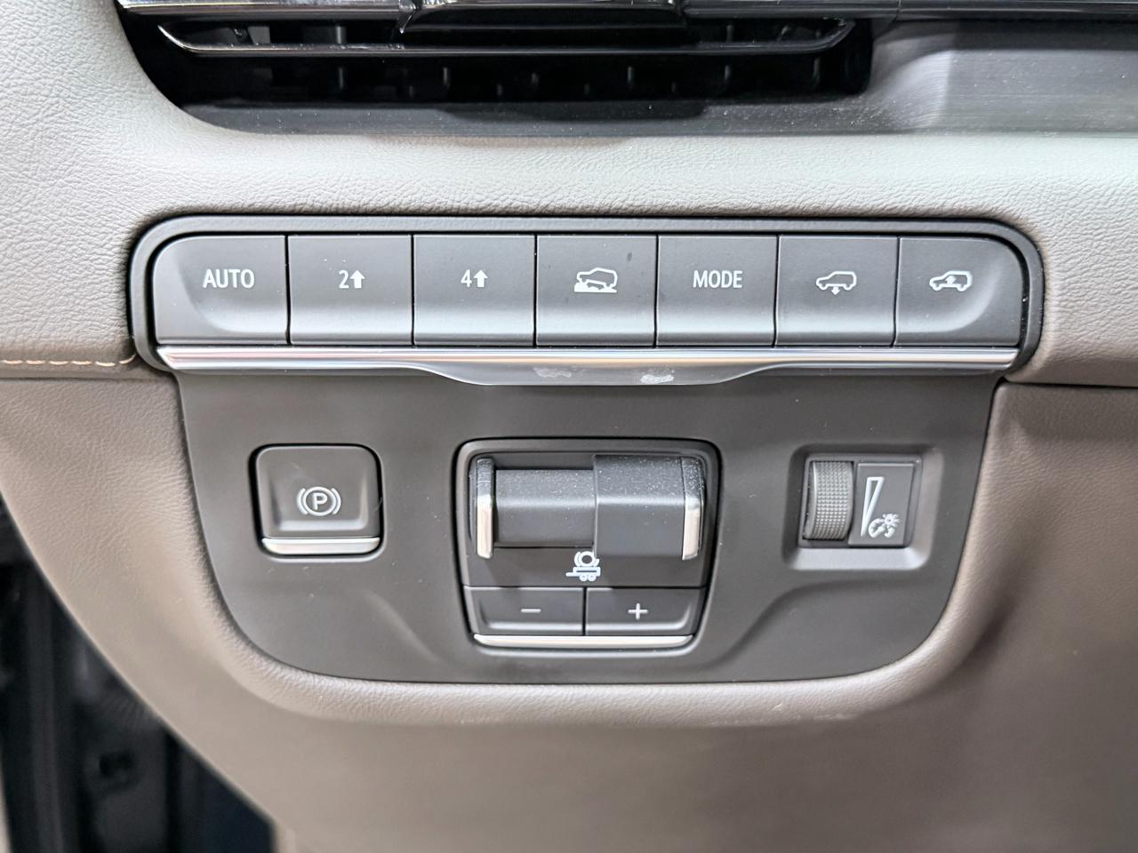 Cadillac Escalade 4WD 4dr Sport 2022
