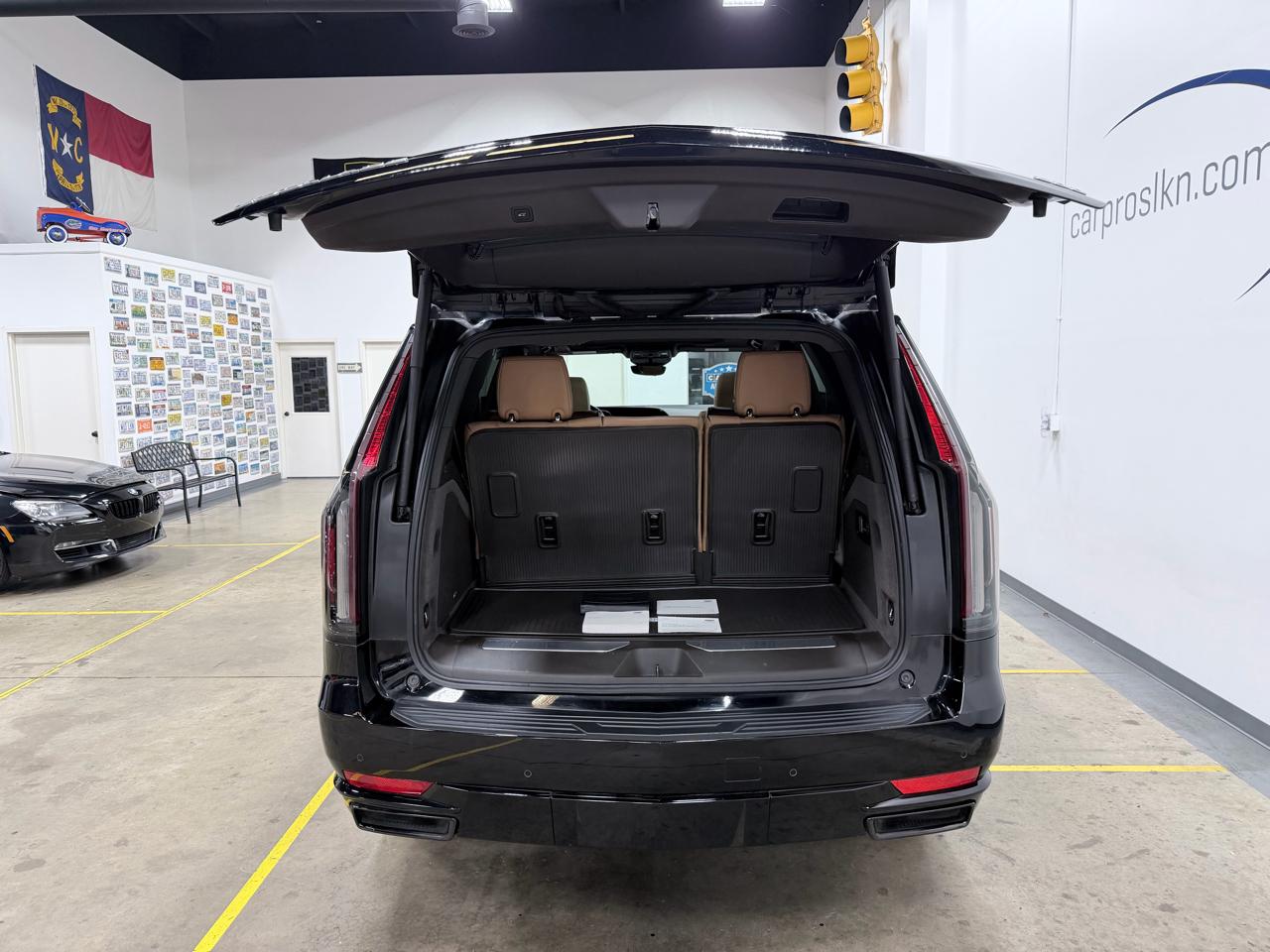 Cadillac Escalade 4WD 4dr Sport 2022