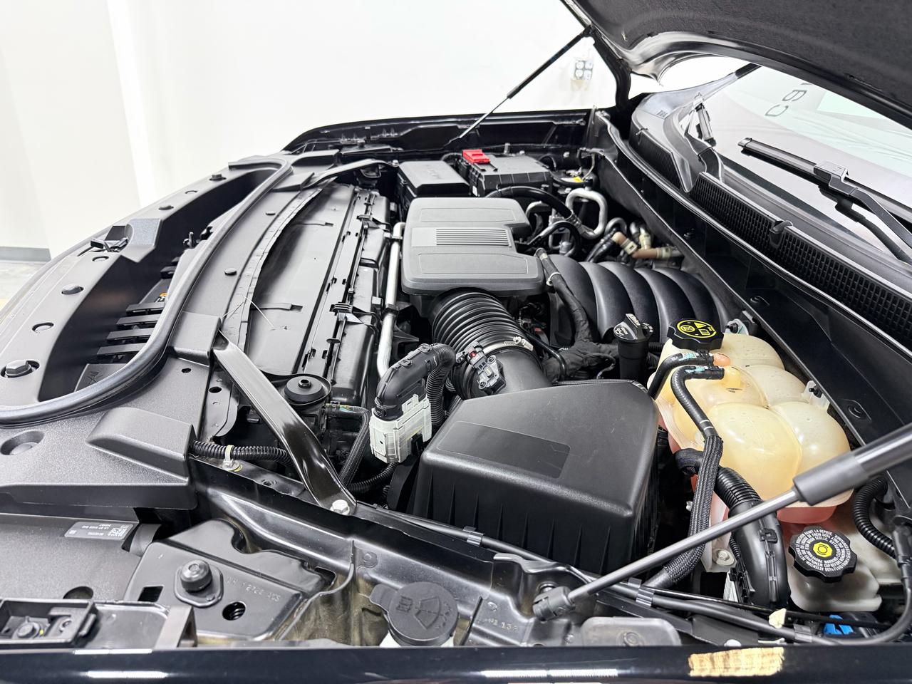 Cadillac Escalade 4WD 4dr Sport 2022