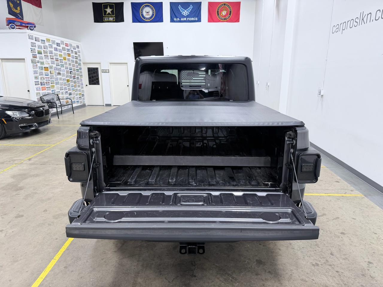 Jeep Gladiator Willys 4x4 2022