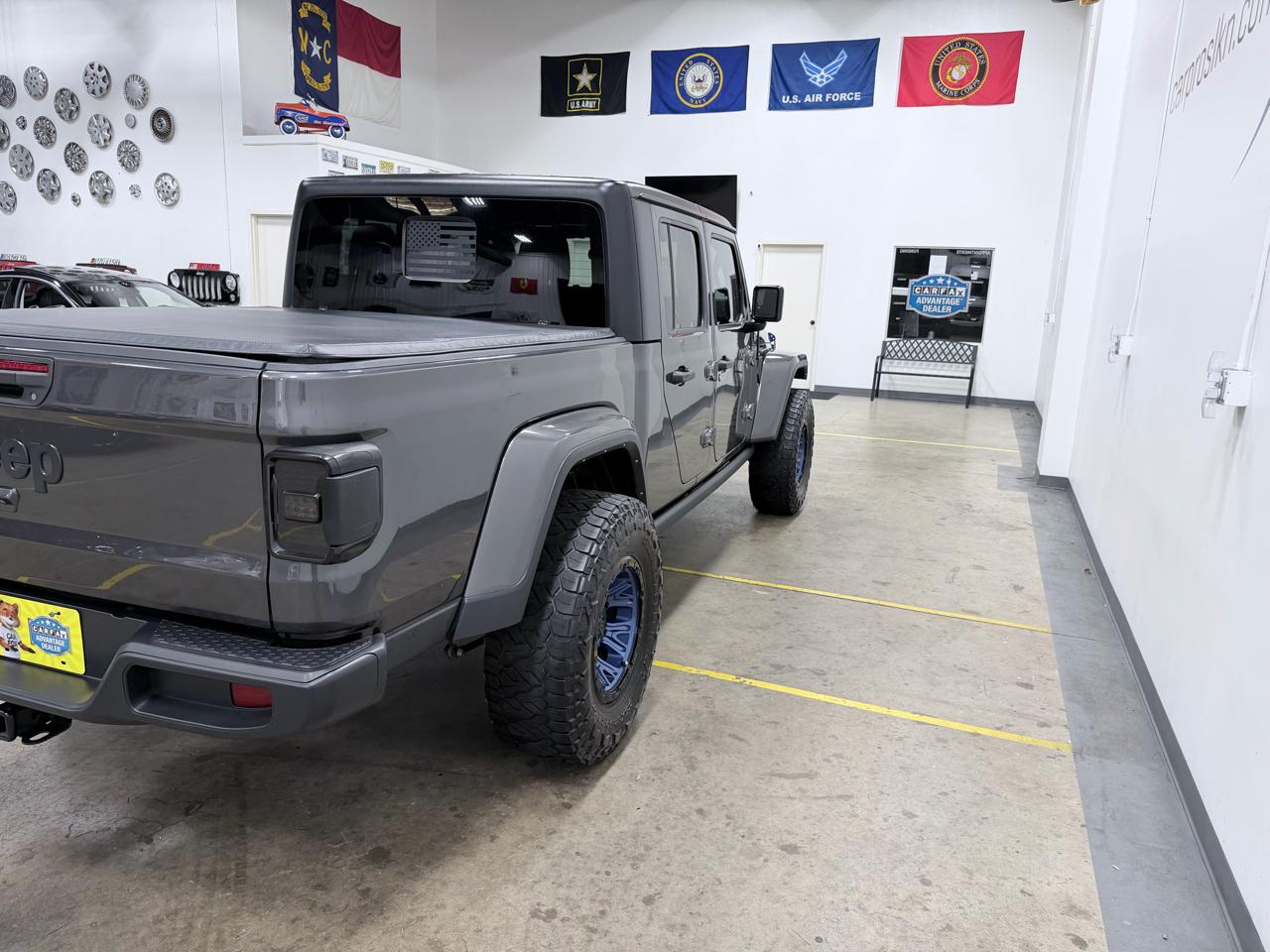 Jeep Gladiator Willys 4x4 2022