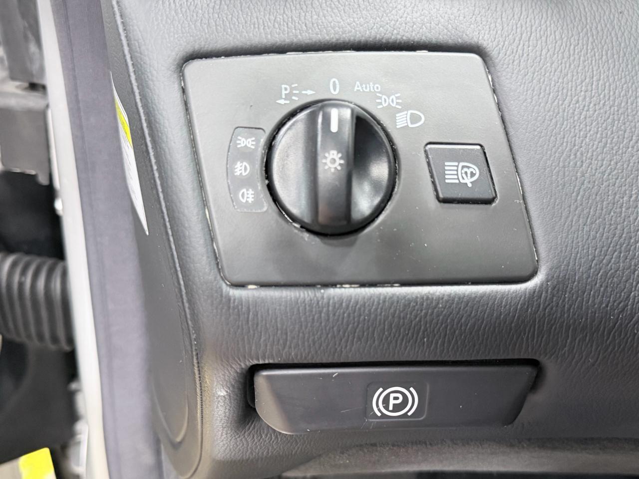 Mercedes-Benz CL-Class 2dr Cpe 5.0L 2006