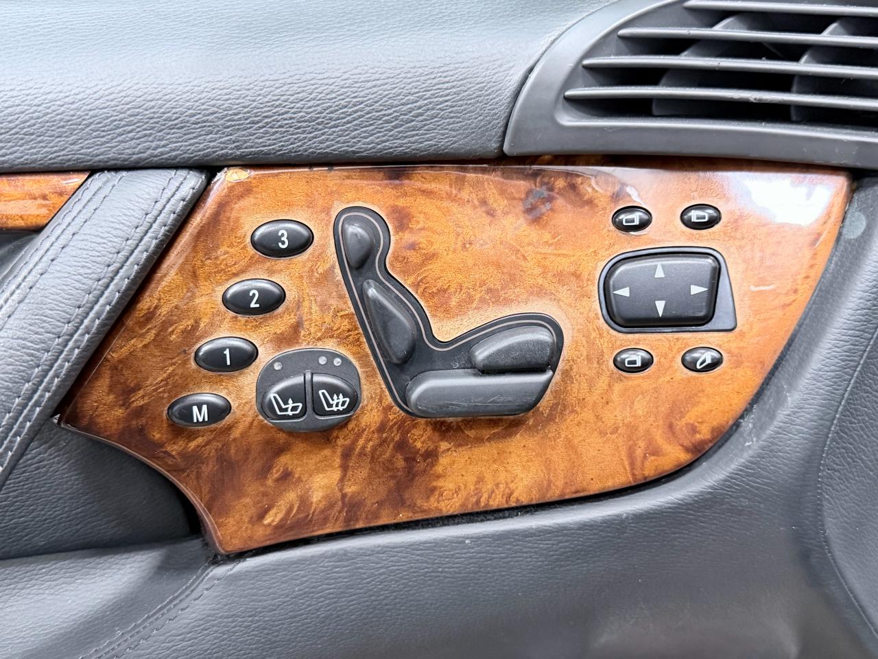 Mercedes-Benz CL-Class 2dr Cpe 5.0L 2006