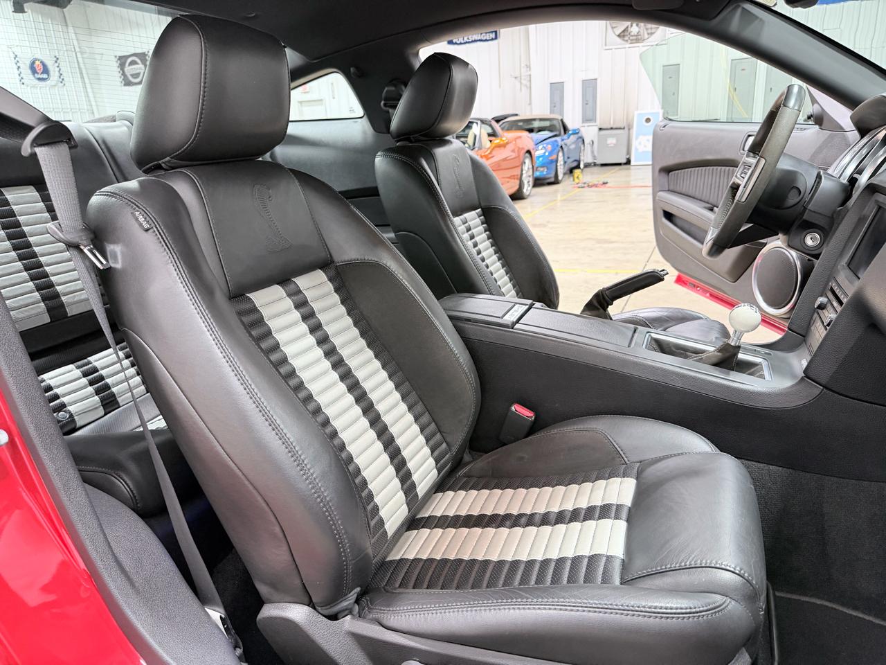 Ford Mustang 2dr Cpe Shelby GT500 2010