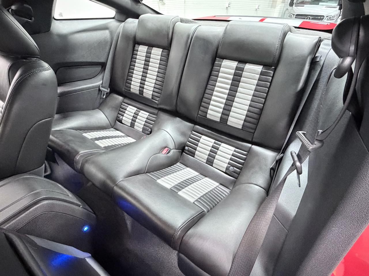 Ford Mustang 2dr Cpe Shelby GT500 2010
