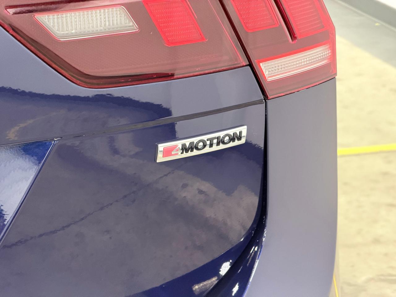 Volkswagen Tiguan 2.0T SE R-Line Black 4MOTION 2021