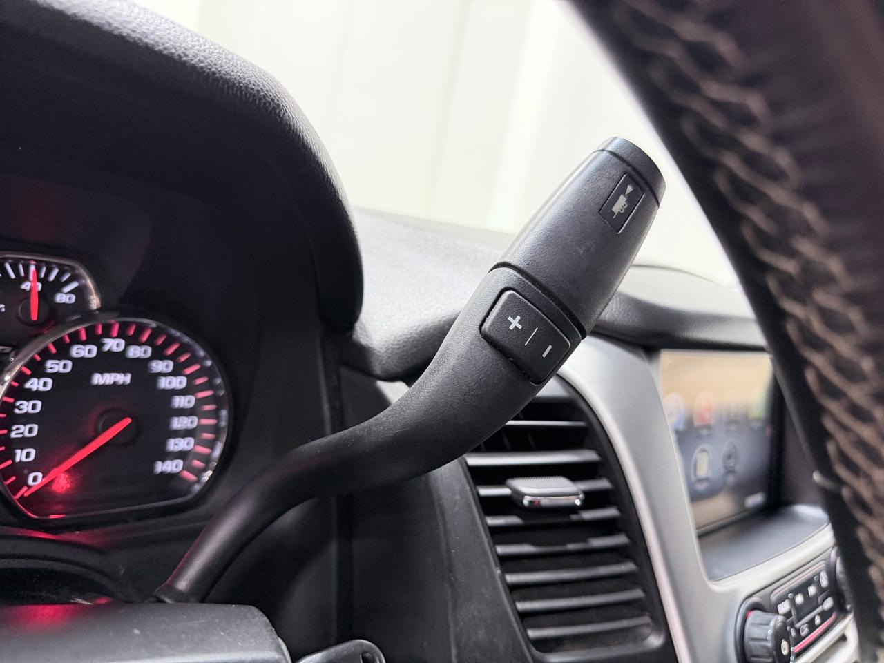 GMC Yukon XL 2WD 4dr SLE 2015