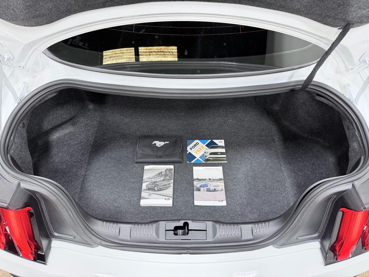 Ford Mustang  2023