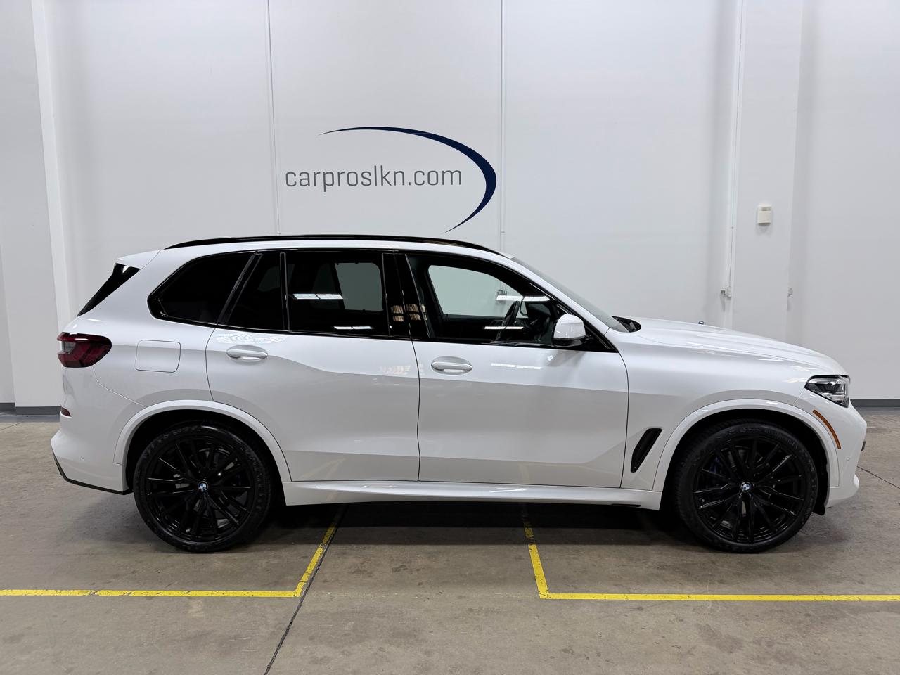 BMW X5 xDrive40i Sports Activity Vehicle 2022