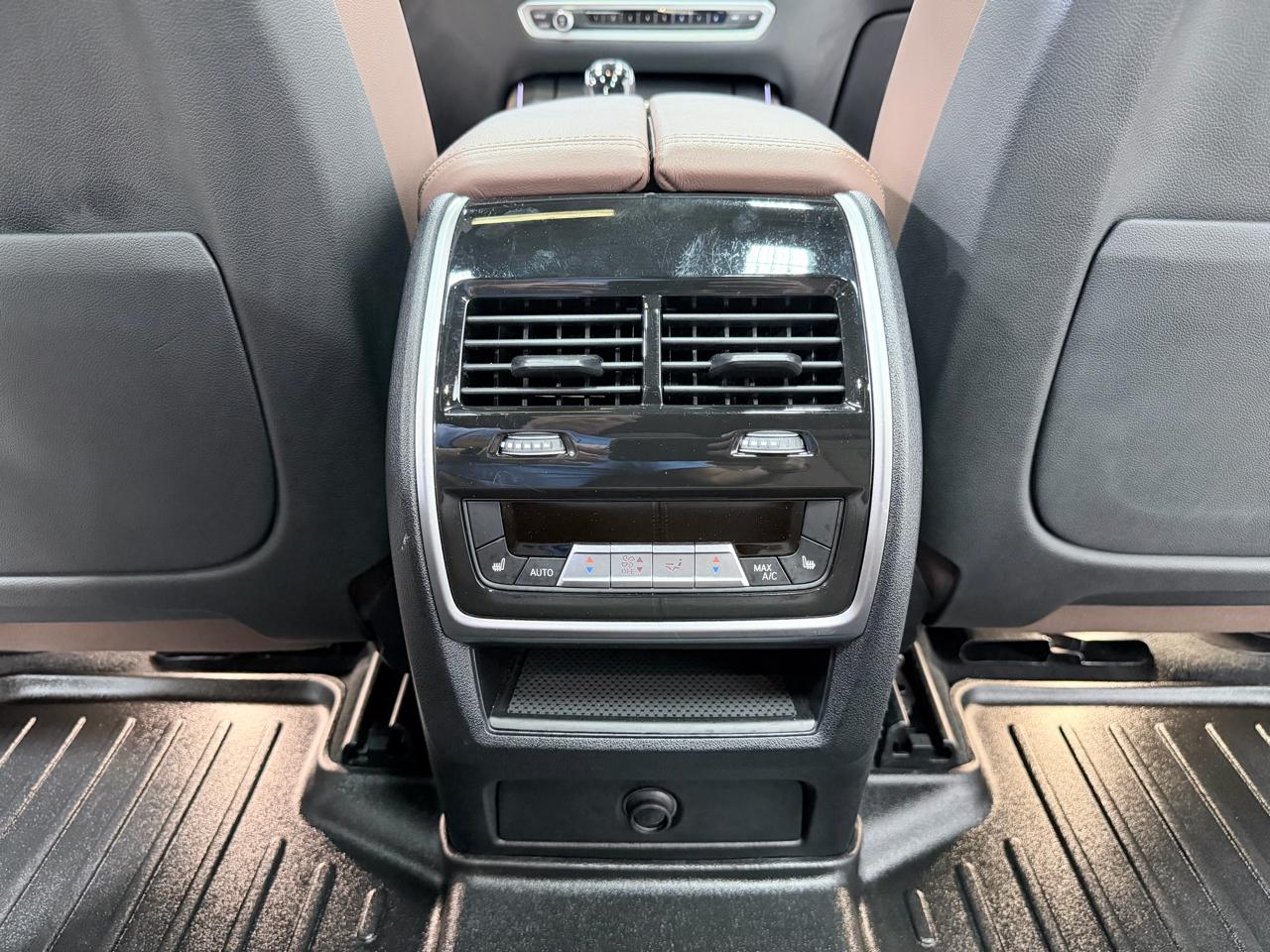 BMW X5 xDrive40i Sports Activity Vehicle 2022