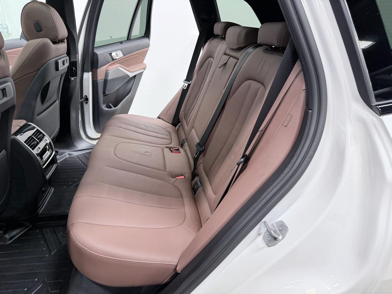 BMW X5 xDrive40i Sports Activity Vehicle 2022