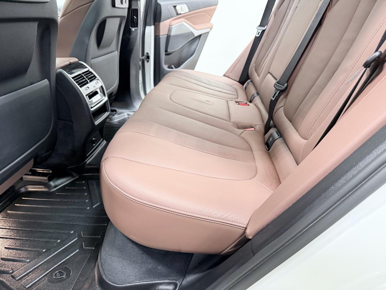 BMW X5 xDrive40i Sports Activity Vehicle 2022