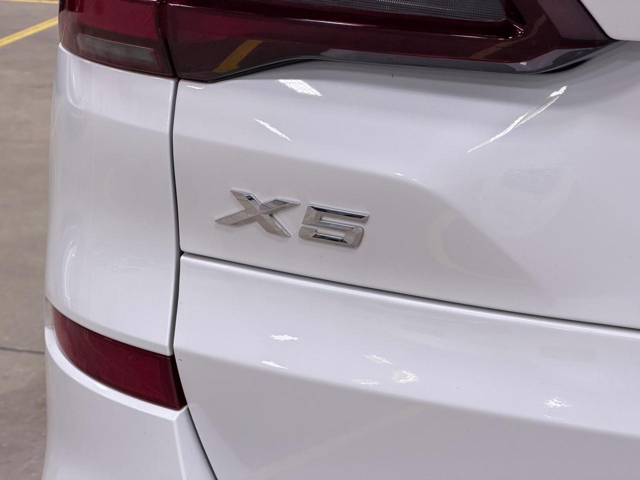 BMW X5 xDrive40i Sports Activity Vehicle 2022