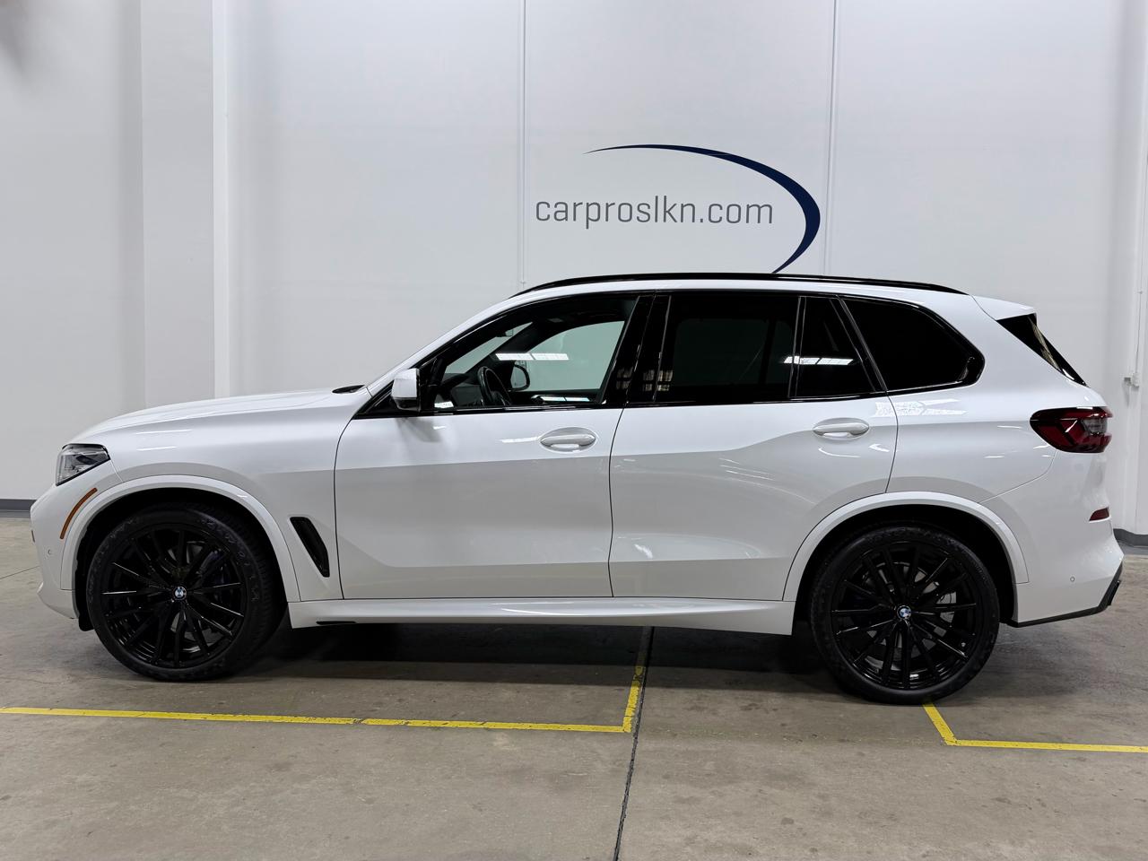 BMW X5 xDrive40i Sports Activity Vehicle 2022