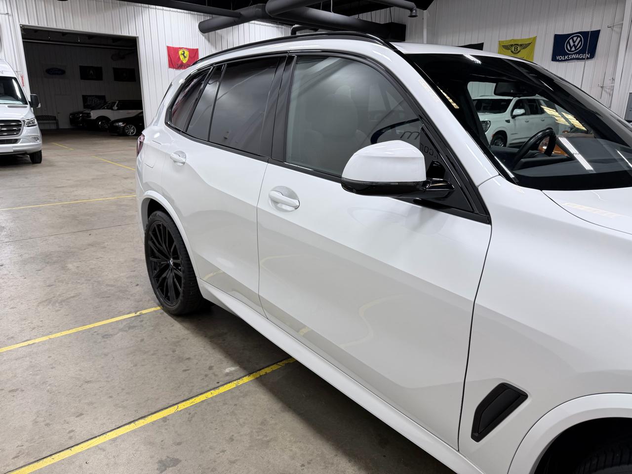 BMW X5 xDrive40i Sports Activity Vehicle 2022