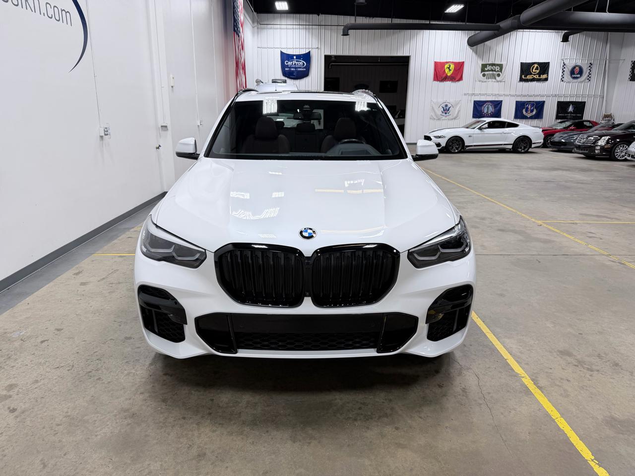 BMW X5 xDrive40i Sports Activity Vehicle 2022