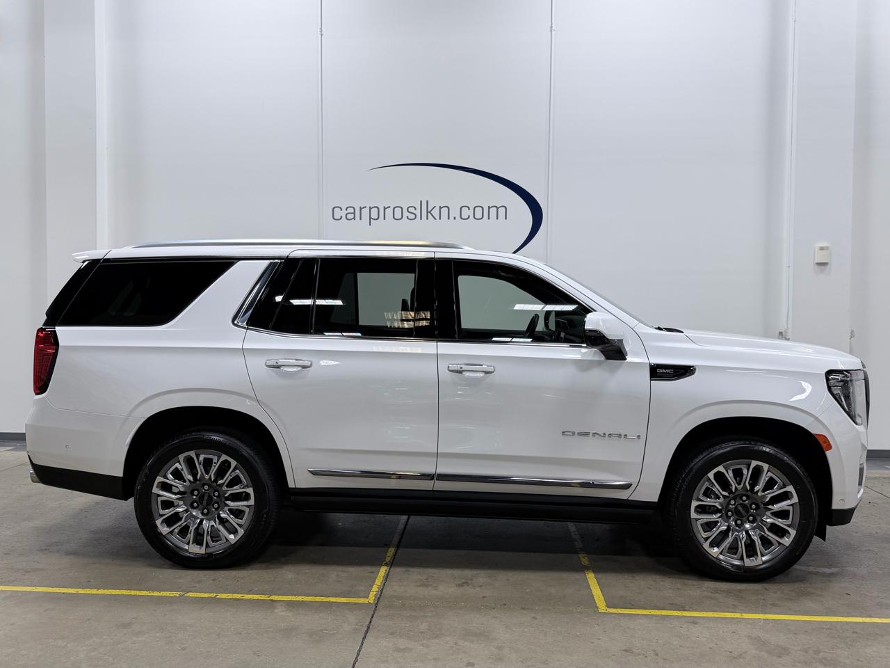 GMC Yukon 4WD 4dr Denali Ultimate 2024