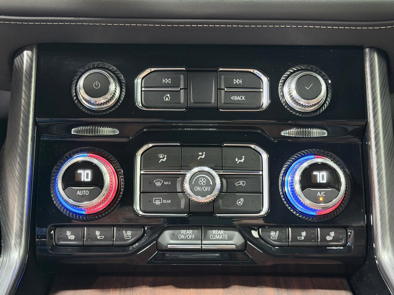 GMC Yukon 4WD 4dr Denali Ultimate 2024