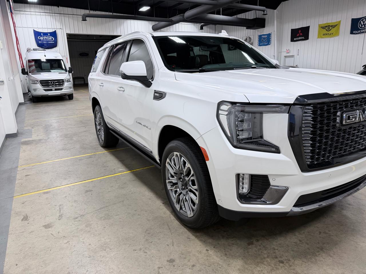 GMC Yukon 4WD 4dr Denali Ultimate 2024