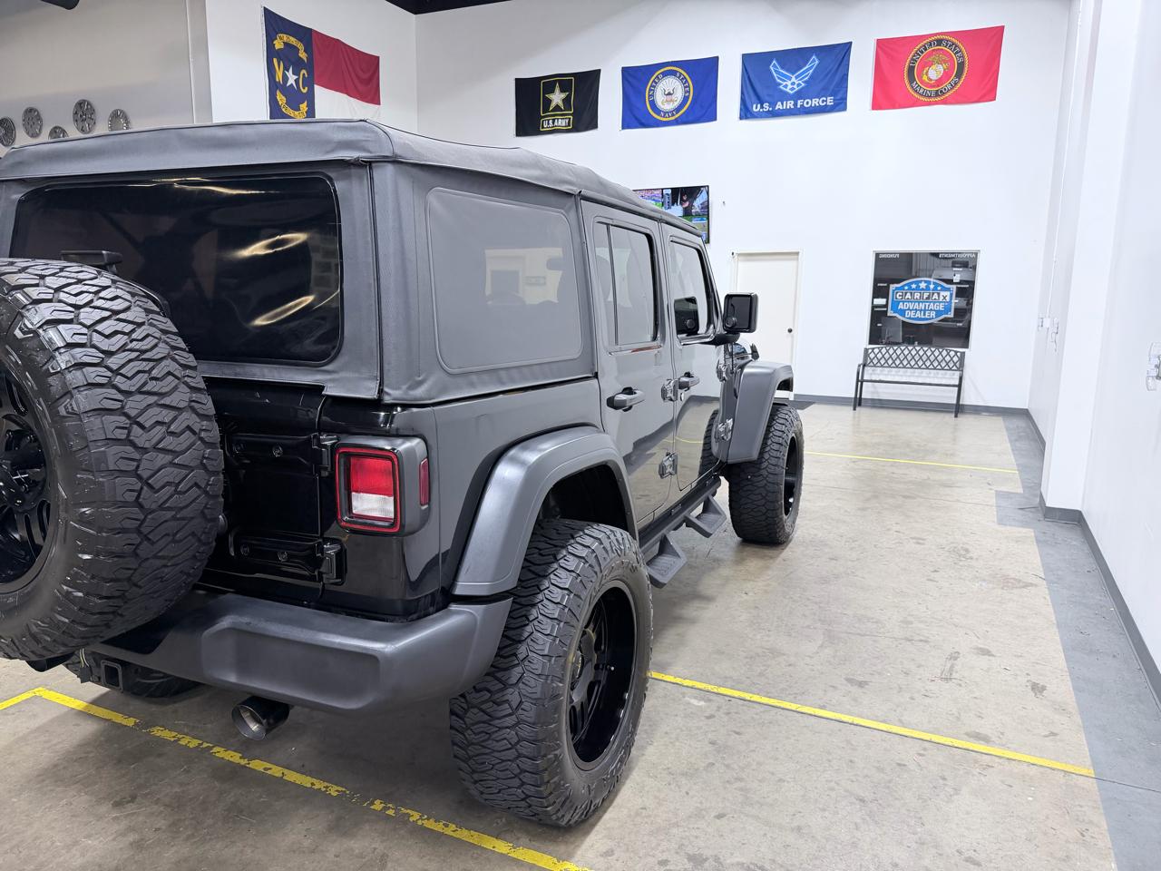 Jeep Wrangler Unlimited Sport 4x4 2018