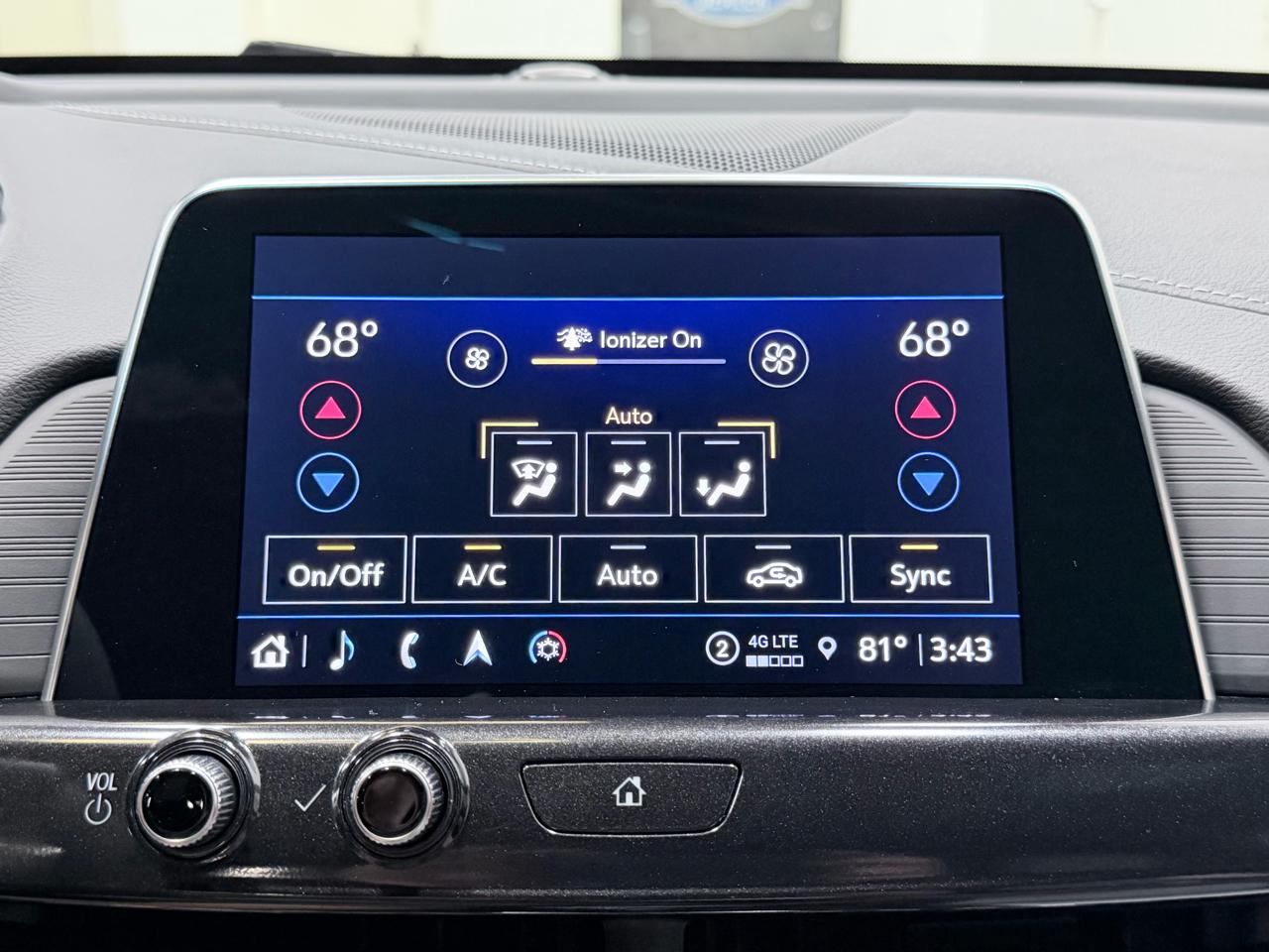 Cadillac CT4-V 4dr Sdn Blackwing 2023