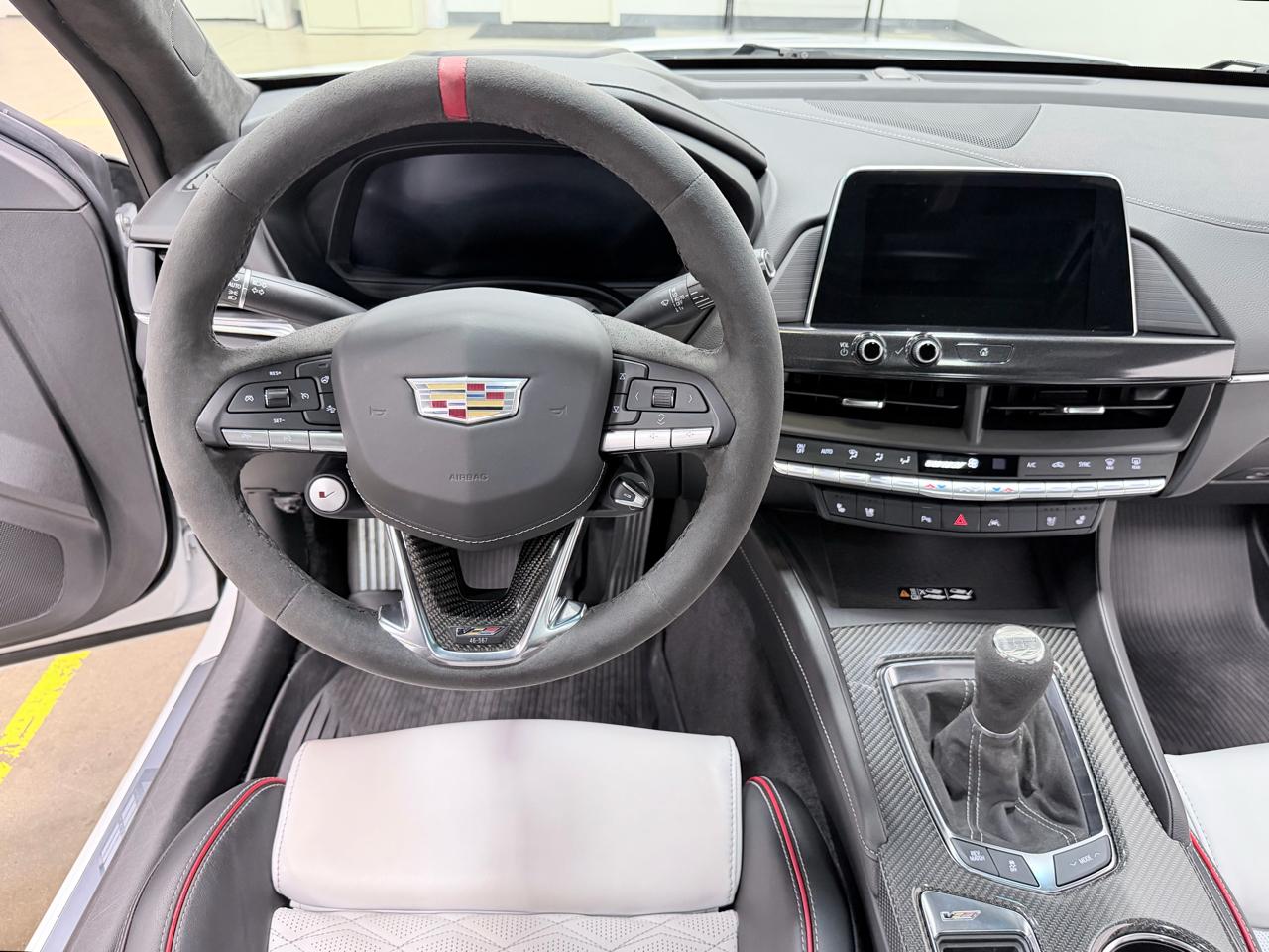 Cadillac CT4-V 4dr Sdn Blackwing 2023