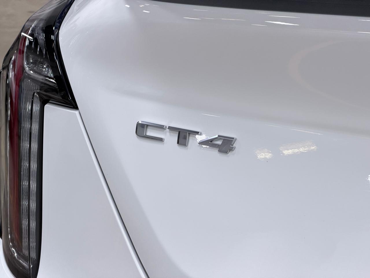 Cadillac CT4-V 4dr Sdn Blackwing 2023