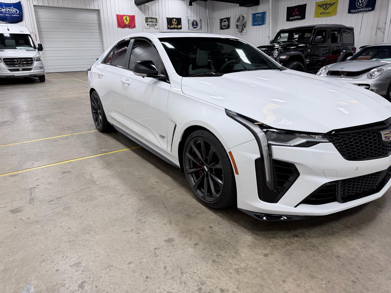 Cadillac CT4-V 4dr Sdn Blackwing 2023