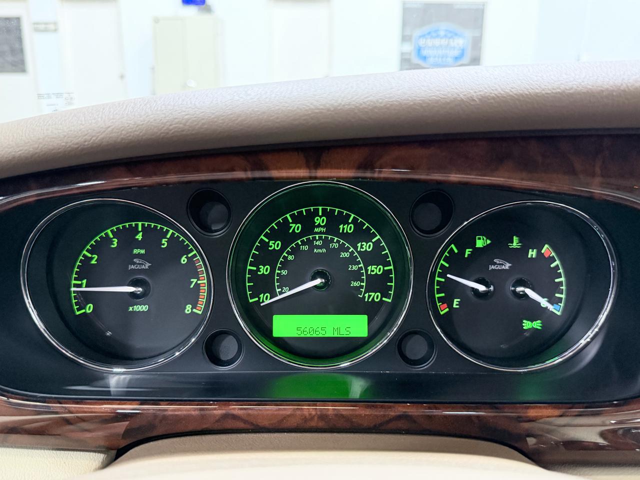 Jaguar XJ 4dr Sdn XJ8 LWB 2006