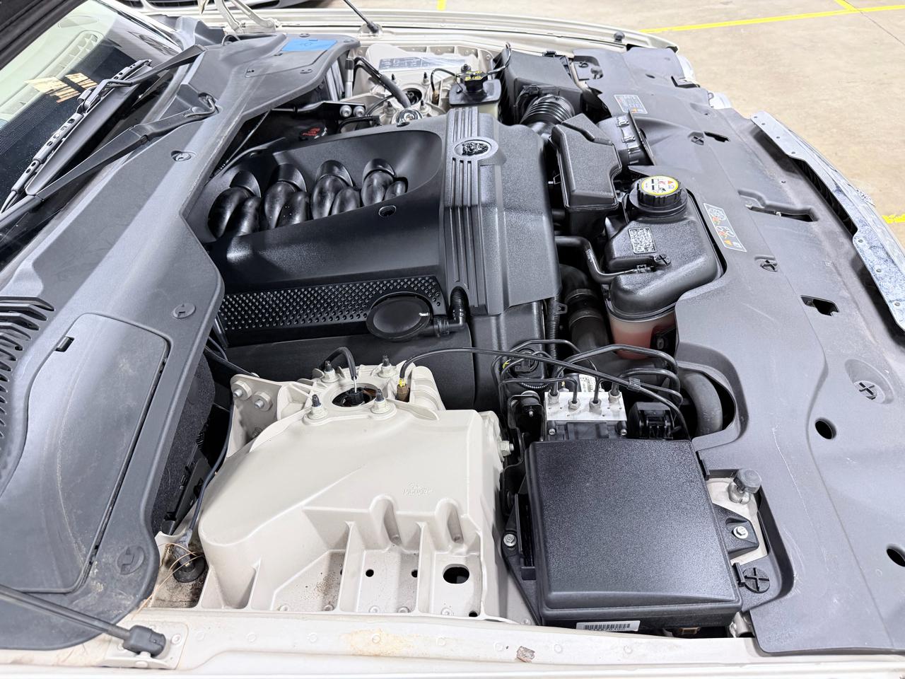 Jaguar XJ 4dr Sdn XJ8 LWB 2006
