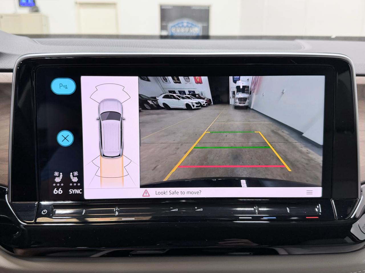 Volkswagen Atlas 2.0T SE w/Technology 4MOTION 2024