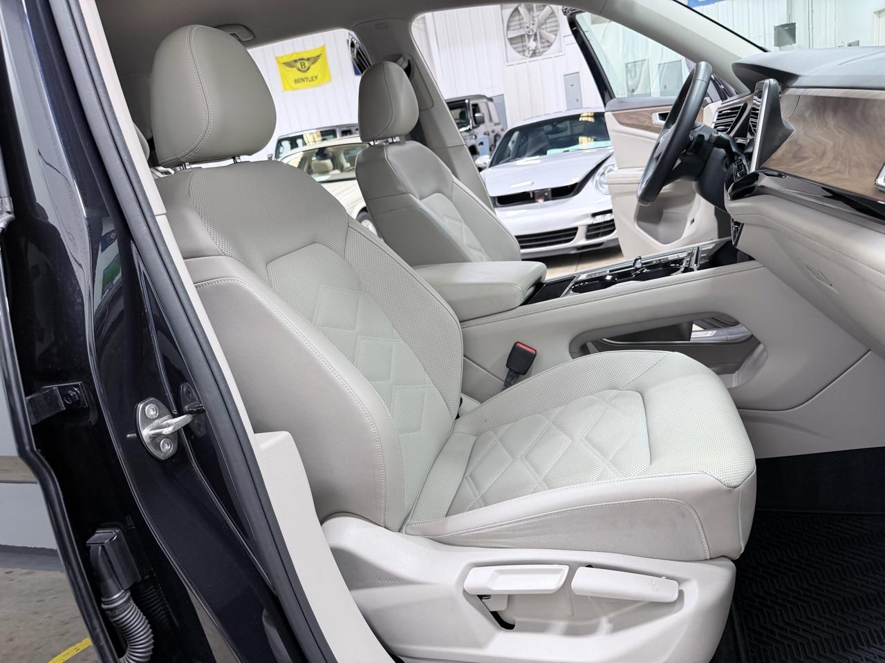 Volkswagen Atlas 2.0T SE w/Technology 4MOTION 2024