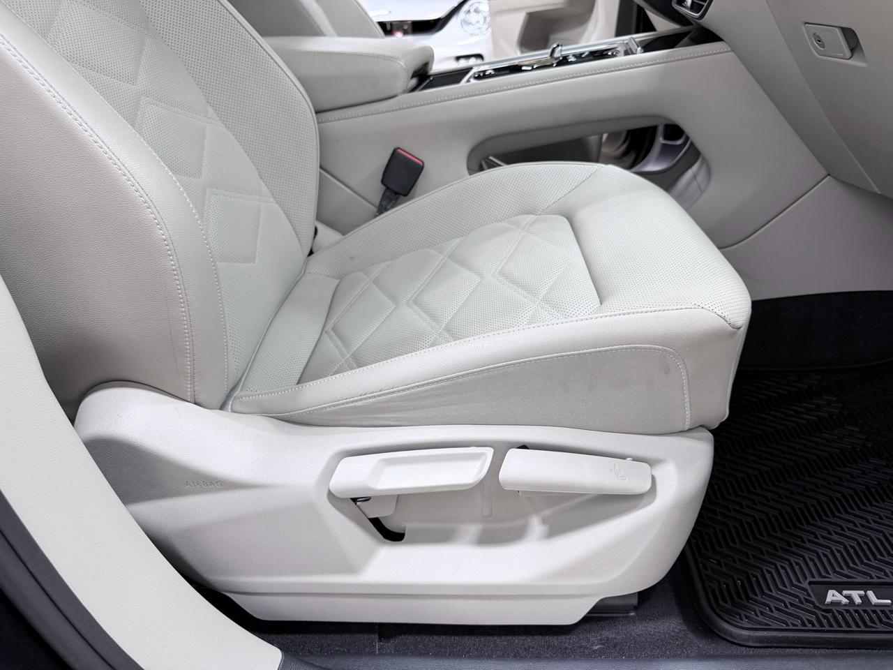 Volkswagen Atlas 2.0T SE w/Technology 4MOTION 2024
