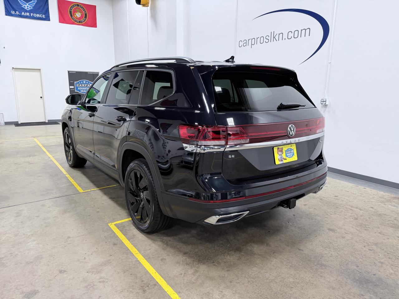 Volkswagen Atlas 2.0T SE w/Technology 4MOTION 2024