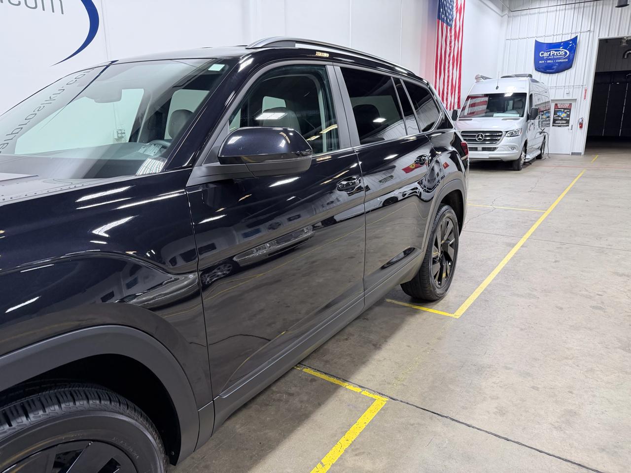 Volkswagen Atlas 2.0T SE w/Technology 4MOTION 2024