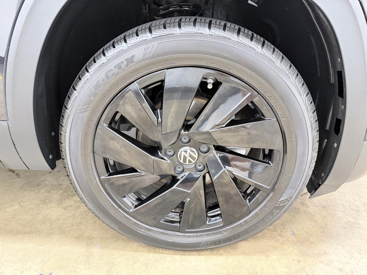 Volkswagen Atlas 2.0T SE w/Technology 4MOTION 2024