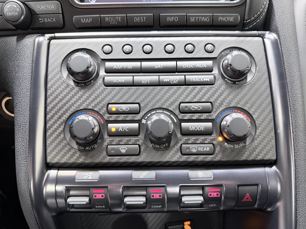 Nissan GT-R 2dr Cpe Premium 2014