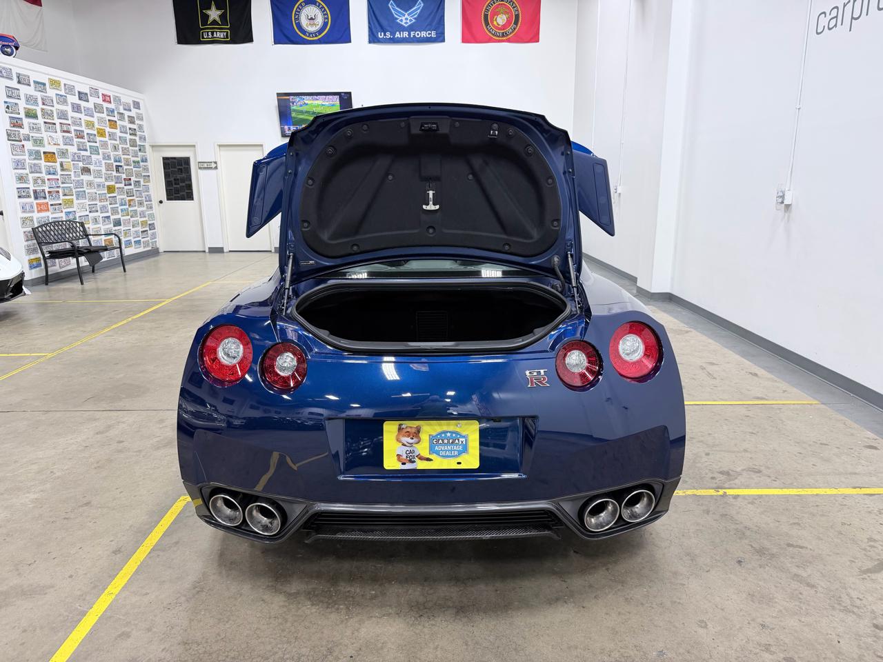 Nissan GT-R 2dr Cpe Premium 2014