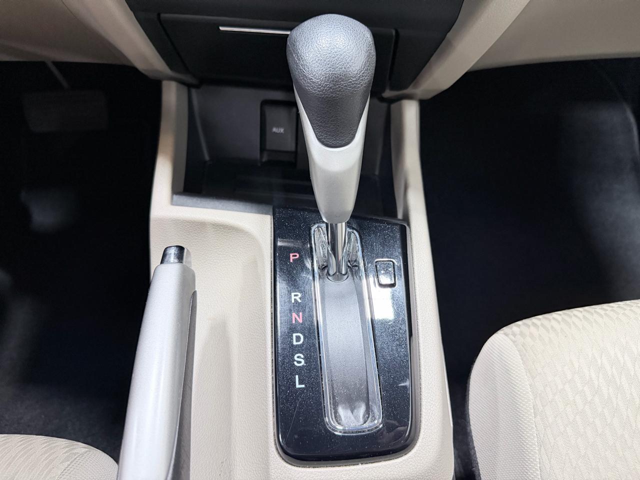 Honda Civic Sedan 4dr CVT LX 2014