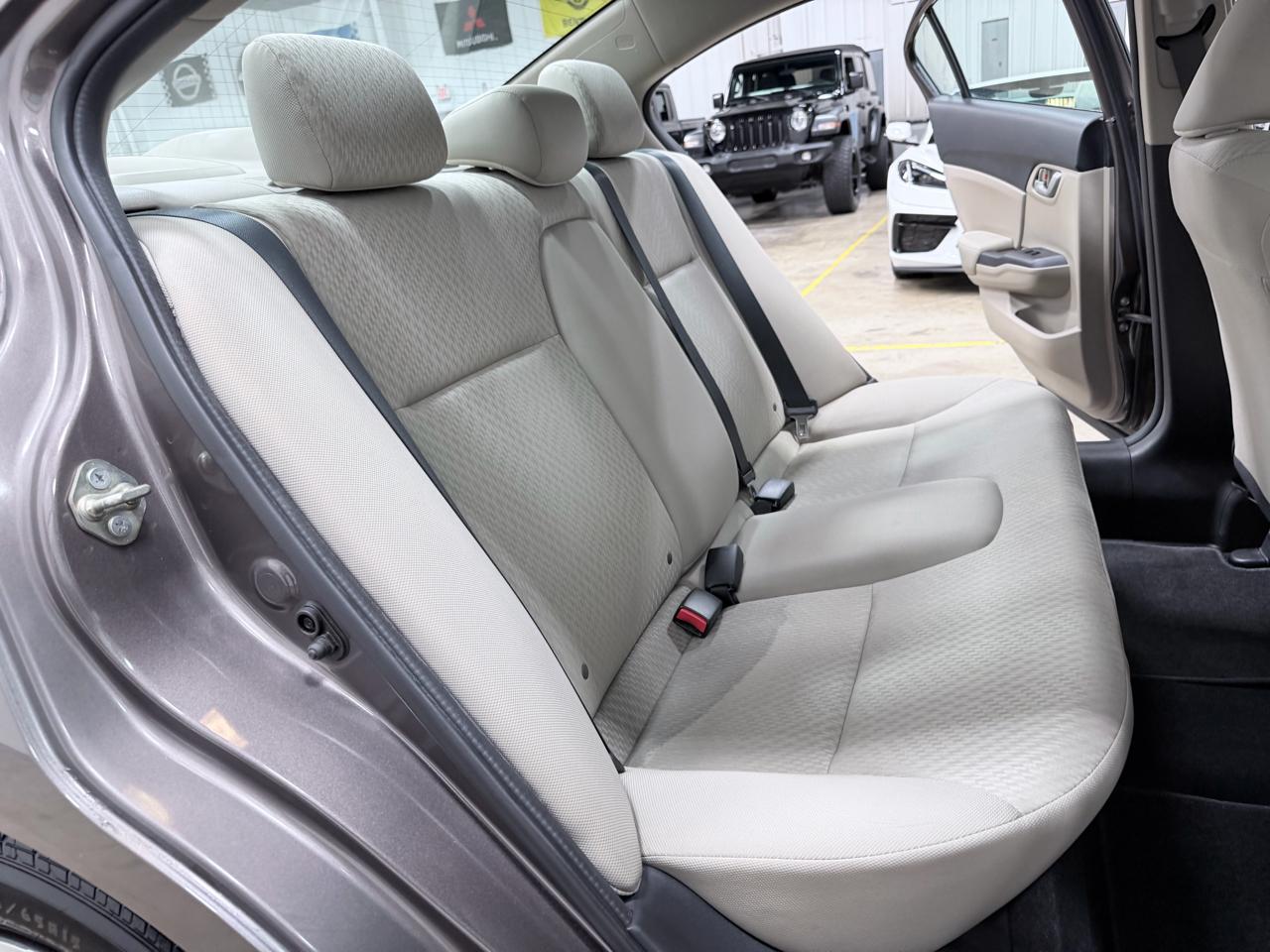 Honda Civic Sedan 4dr CVT LX 2014