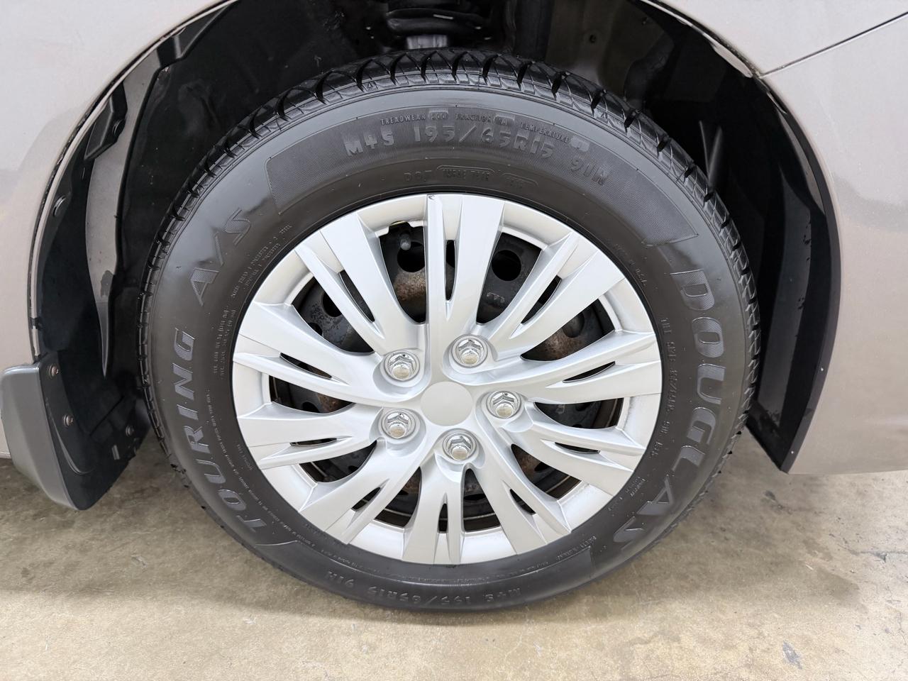 Honda Civic Sedan 4dr CVT LX 2014