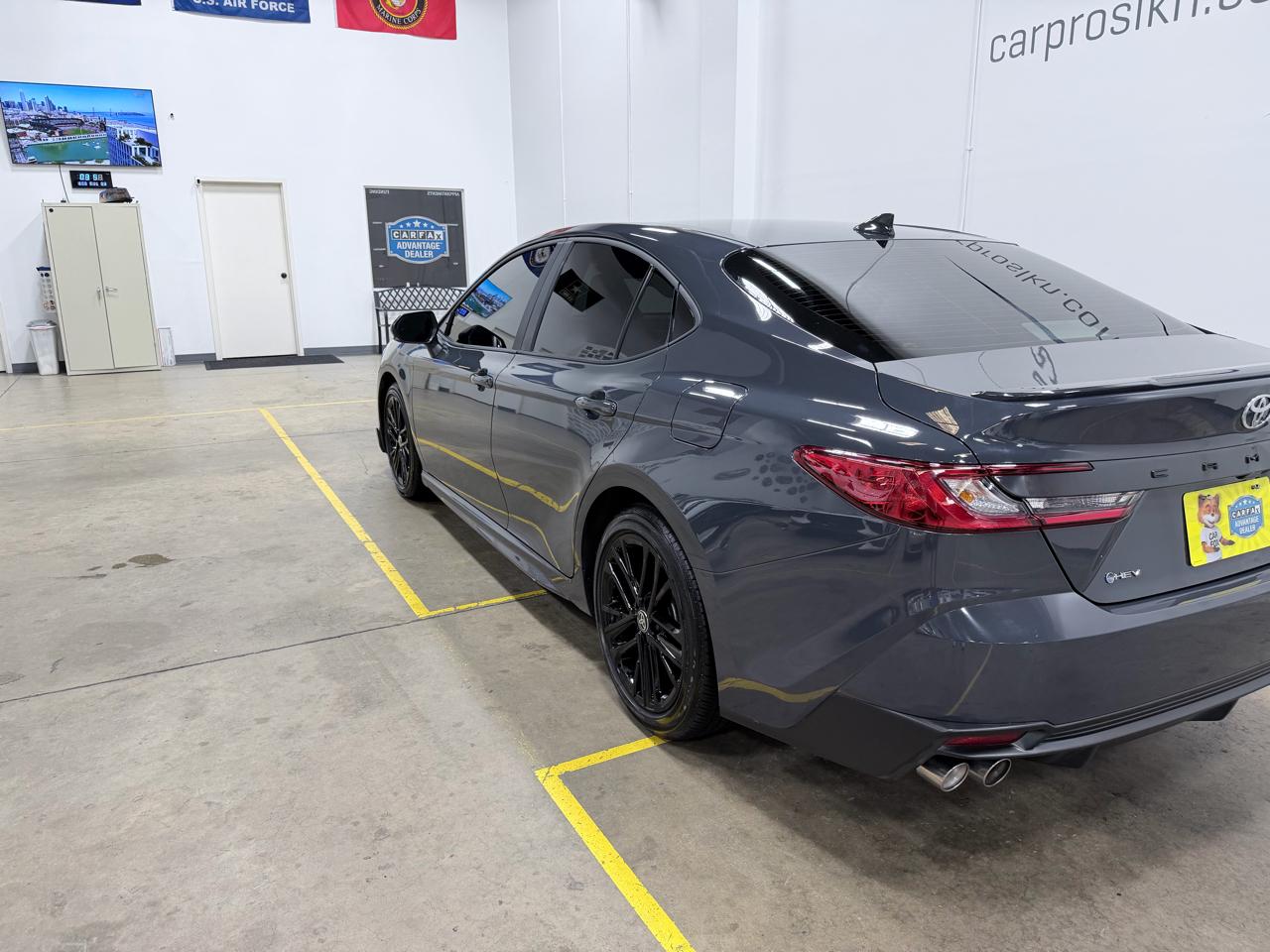 Toyota Camry XLE (Natl) 2025