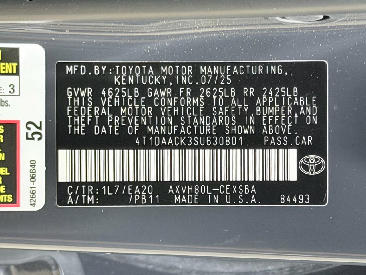Toyota Camry XLE (Natl) 2025