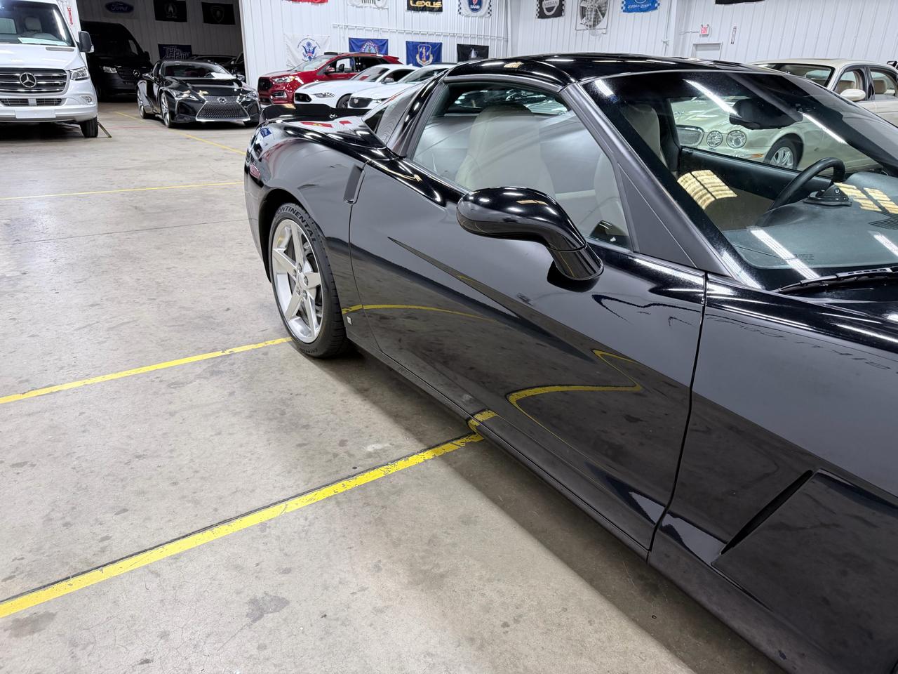 Chevrolet Corvette 2dr Cpe 2006