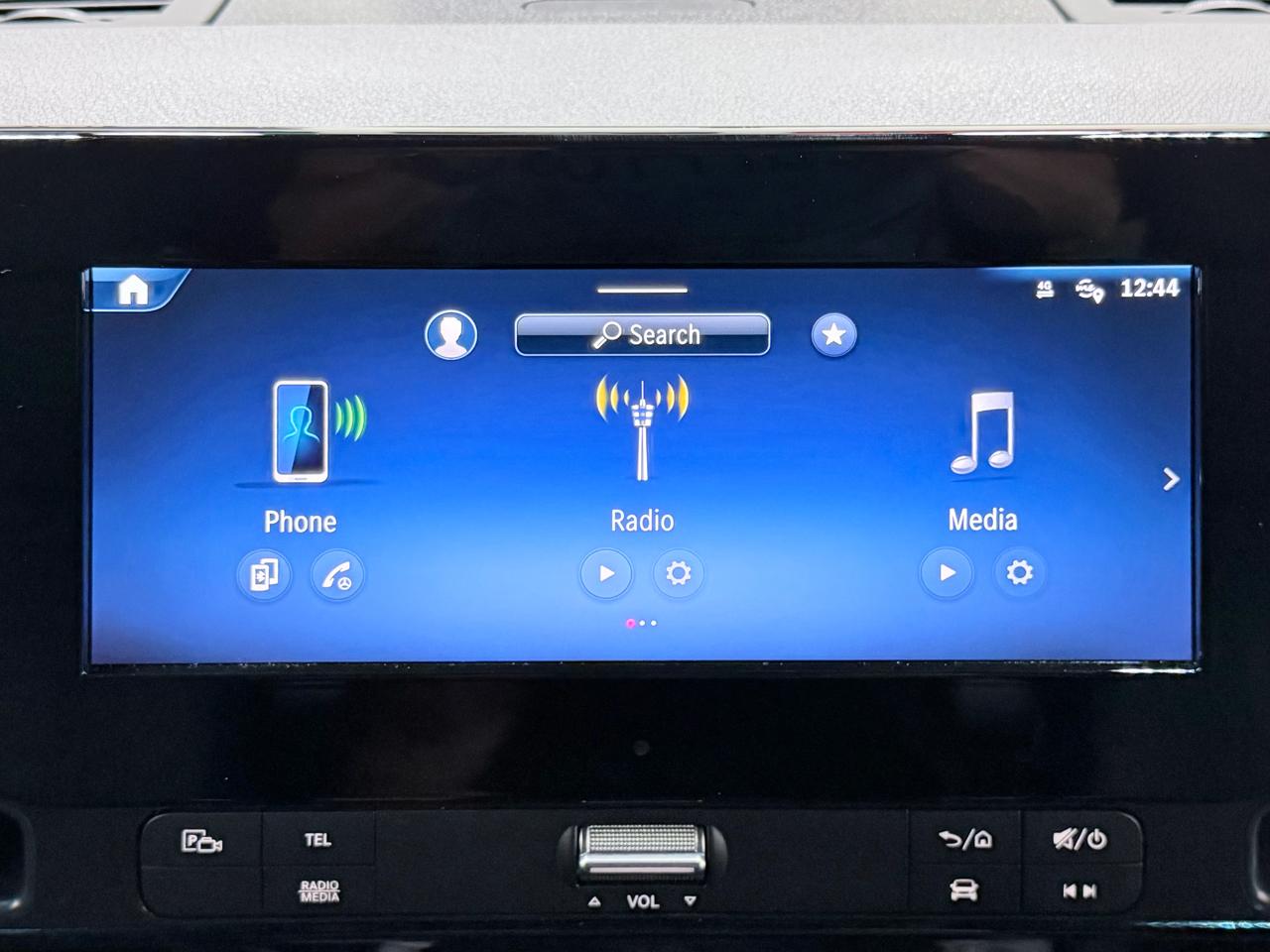Mercedes-Benz Sprinter Passenger Van 2500 High Roof I4 Diesel 170" RWD 2025