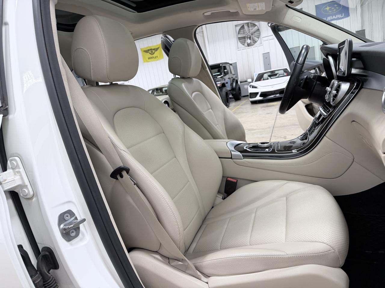 Mercedes-Benz GLC GLC 300 SUV 2018