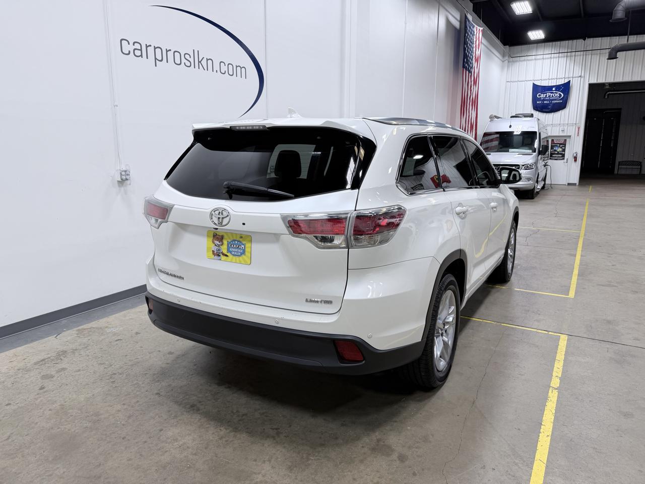 Toyota Highlander FWD 4dr V6 Limited (Natl) 2016