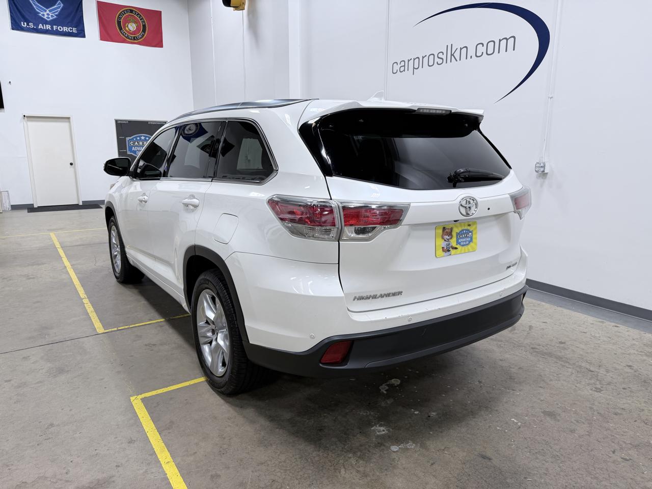 Toyota Highlander FWD 4dr V6 Limited (Natl) 2016